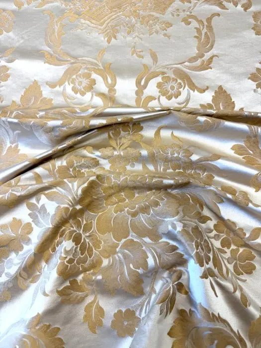 1773★100% silk (with viscose trim) Exquisite