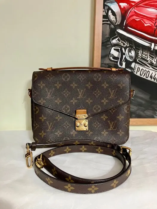 Louis Vuitton - Metis - Crossbody bag