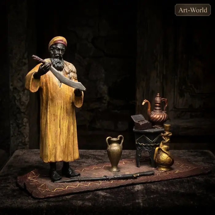 Statue, Jager met zwaard - 14.5 cm - Bronze