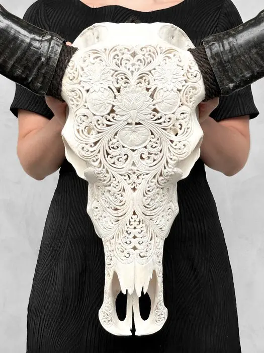 NO RESERVE PRICE - C - Authentic White Carved Water...