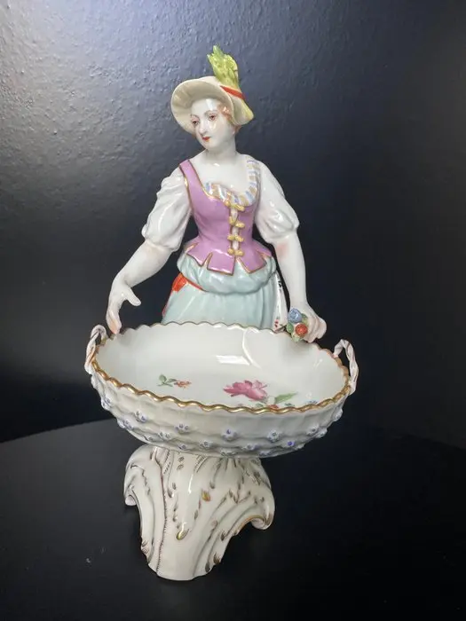 KPM - Figurine - Sweetmeat Dish "Summer" - Porcelain