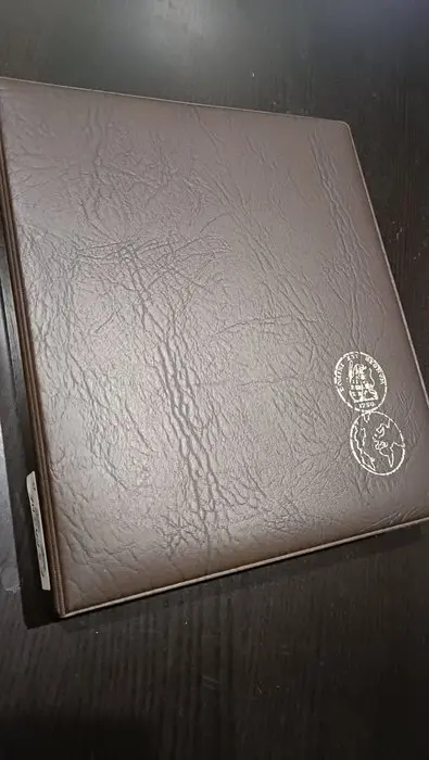 Spain. Album 1870 à 2005 + argent (No reserve price)