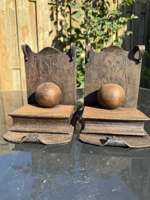Bookends (2) - Wrought iron