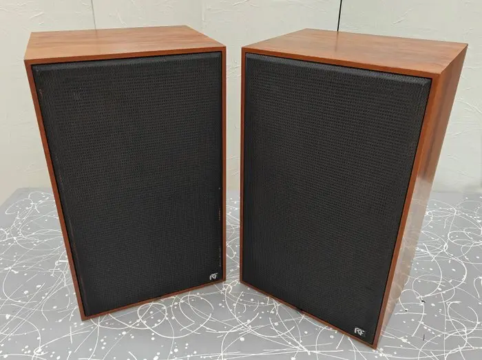 RCF - BR 50 / 3-Way Bass-Reflex Floorstanding/Bookshelf Speaker set