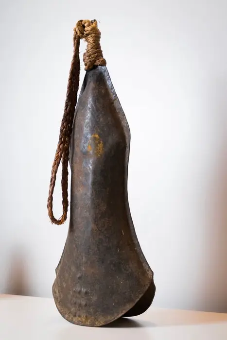 Gong and Currency - Elonja - Tetela - DR Congo