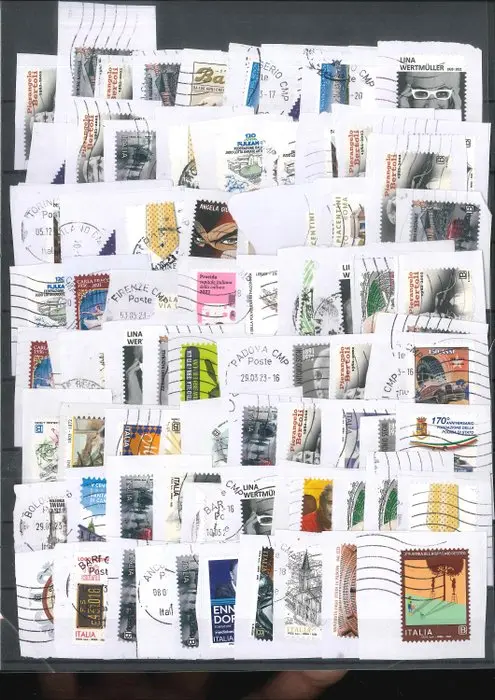 Italy 2019/2022 - 2019–2022: selection of 256 used stamps from the period