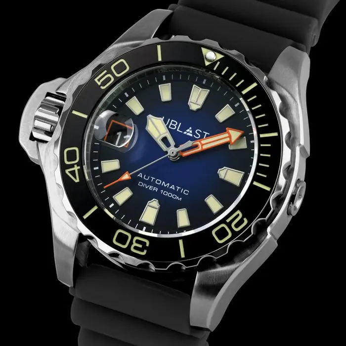 Ublast - Reverse Professional Diver 100 ATM - No reserve...