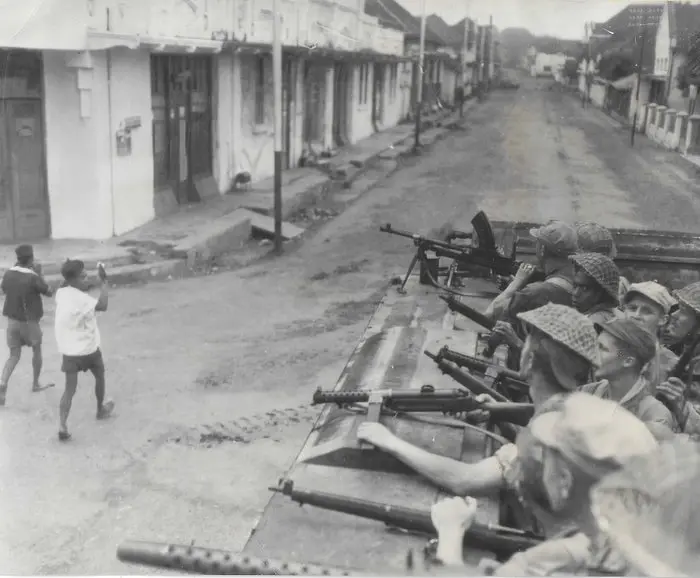 Max Desfor (1913-2018) - Malang