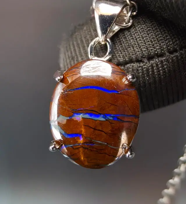 Opal Pendant - Height: 22 mm - Width: 12 mm- 2.1 g - (1)