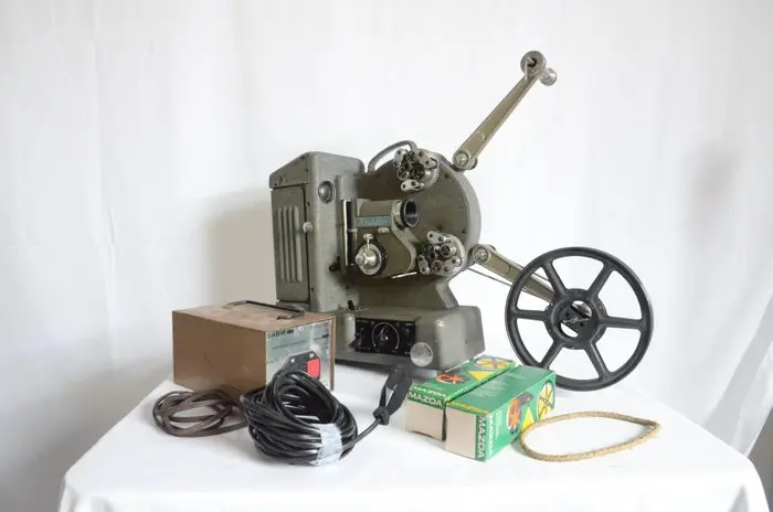 Heurtier Super S 53 Film projector