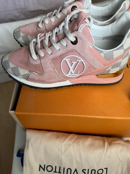 Louis Vuitton - Low-top trainers - Size: EU 36