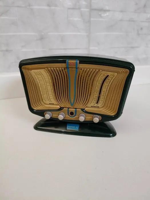 S.N.R. - Excelsior 53 'Miniature' Radio