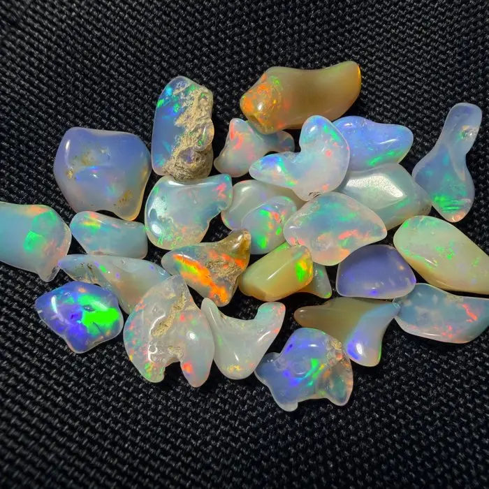 Rough polished ethiopian opal - 43.7 carats Freeform...