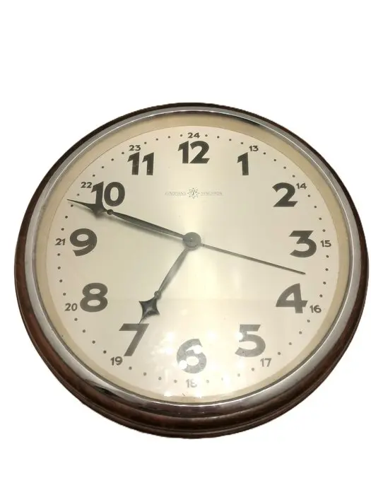 Station clock - Junghans - Industrial Wood, Glass - 1950-1960