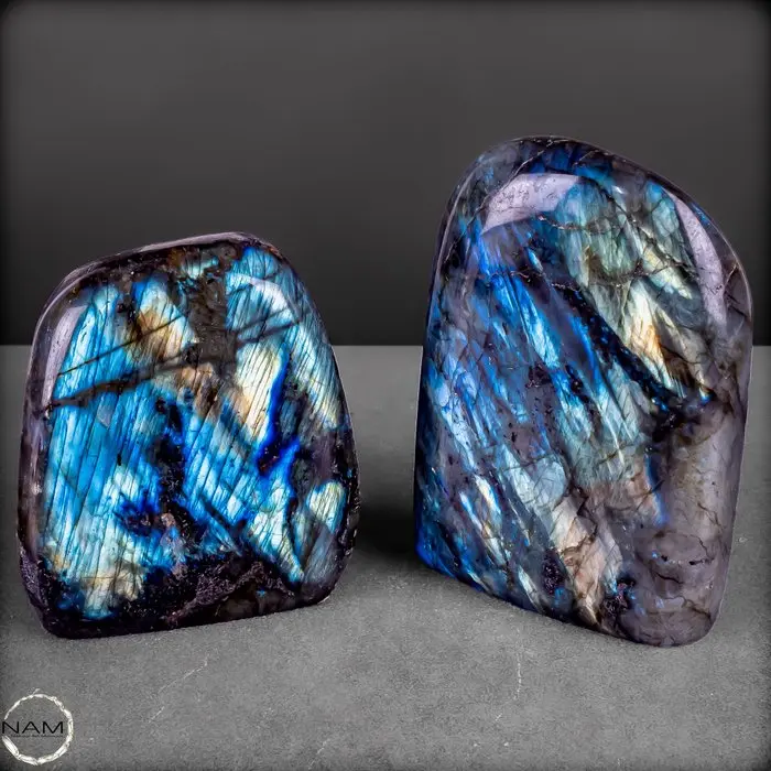 Labradorite Freeform Set – The magical display of the...