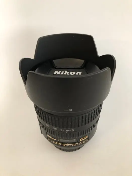 Nikon DX AF-S NIKKOR 18-70mm 1:3,5-4,5G ED Zoomlens