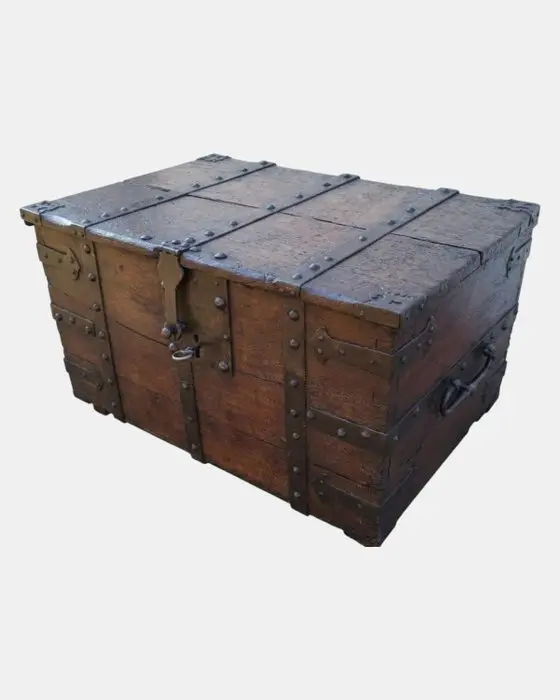 (France XVI/ XVII) - Strongbox - of the Navy / Captain at painting - Wood, Iron