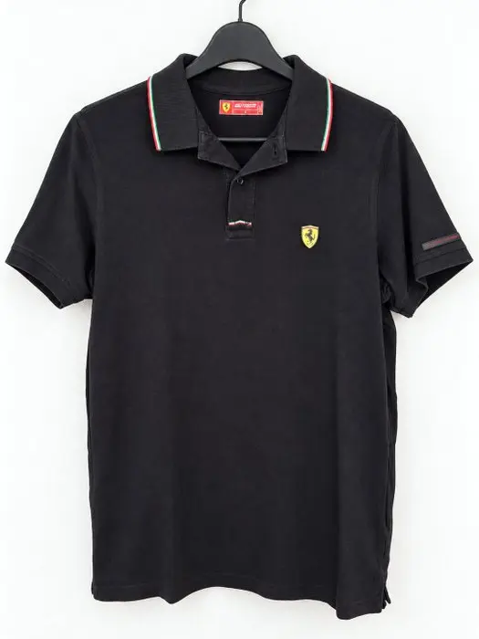 Ferrari - Formula One - 2010 - Car racing team polo