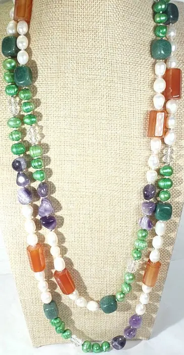 Freshwater pearls - Symbol of PURITY - Agates