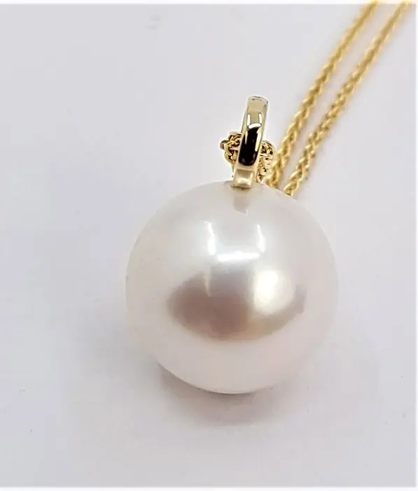 No reserve price - Necklace with pendant - 14 kt
