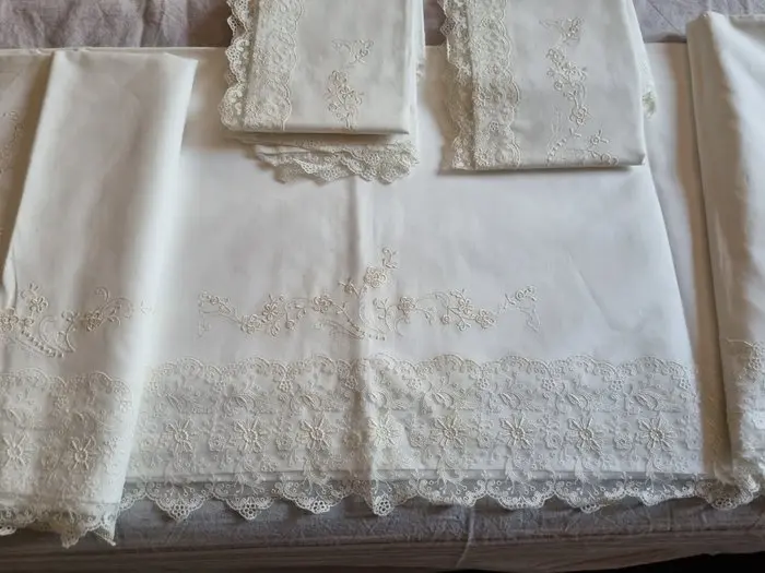 Bed sheet (3) - 280 cm - 240 cm - bridal jewelry set won