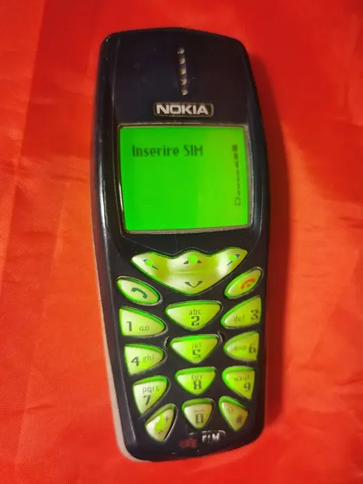 Nokia 3510 - Mobile phone (1)