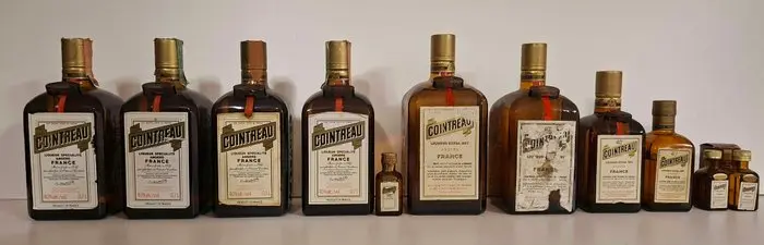 Cointreau - Collection - b. 1970s, 1980s - 70cl, 35cl, 94,6 cl - 11 bottles