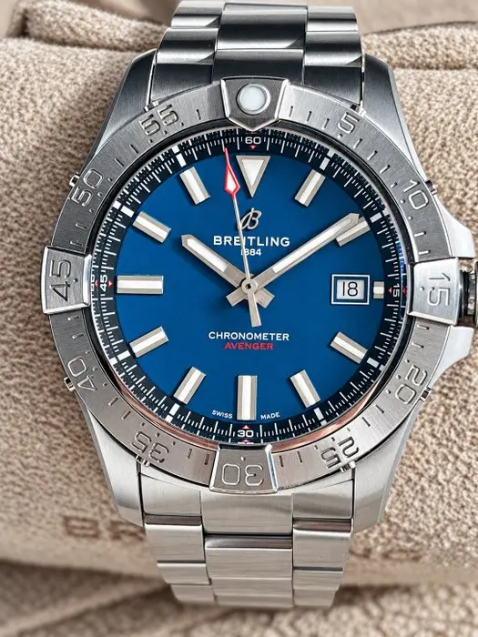 Breitling - Avenger Automatic 42 - A17328 - Men - 2026