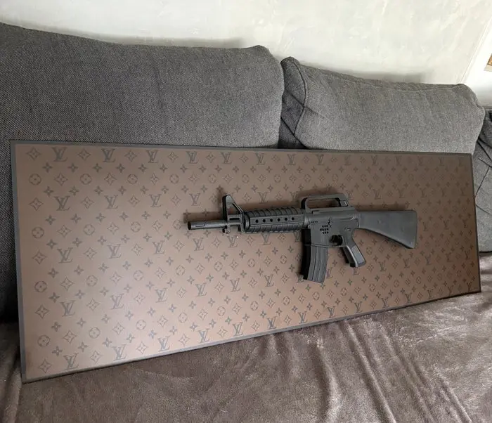 Daluxe Art - 1999 • LV Gun Brown-Black • XXL