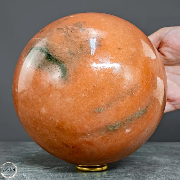 Stunning Cipolin sphere – A masterpiece of nature in its...