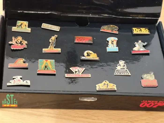 James Bond, 007 - Danjaq Colección 17 Pins