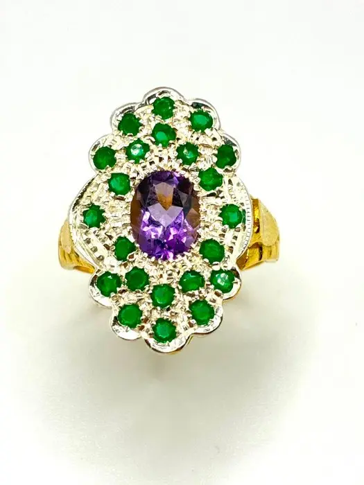 No reserve price - Cocktail ring - 9 kt. Yellow gold, Silver Amethyst - Emerald