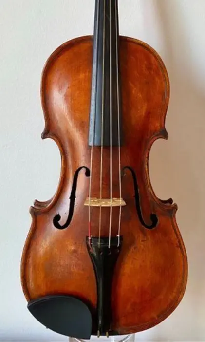 Labelled Antonio Cardi - - Violin