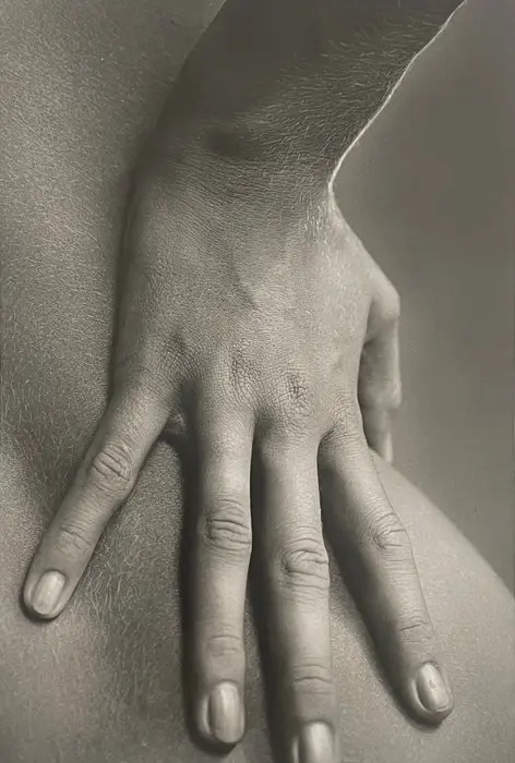 Jeanloup Sieff (1933-2000) - La main à la hanche