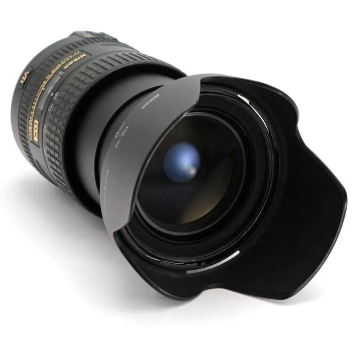 Nikon AF-S 16-85mm f/3.5-5.6G ED VR DX zoom objectief Camera lens