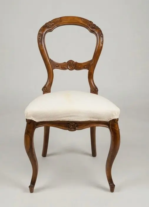 Chair - Walnut