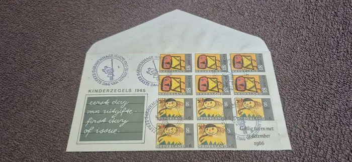 Netherlands 1967/1967 - E76a Kinderblok 1965 Open lid...