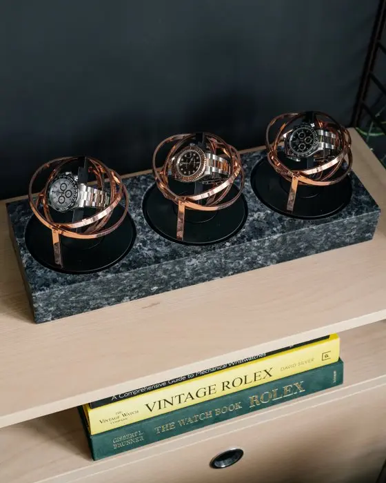 The Voyager III by Elbrus Horology - Watch Winder in Blue...