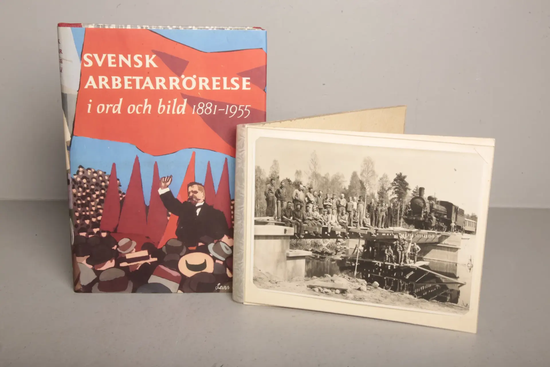 Bok- "Svenska Arbetarrörelsen- I ord & Bild 1881-1955"