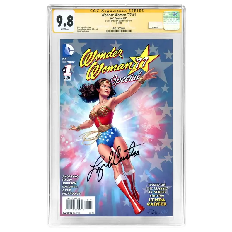 Lynda Carter Autographed 2015 Wonder Woman 77 #1 Nicola Scott Variant
