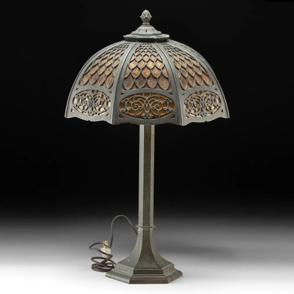 Early 20th C. Colonial Art Glass Company Table Lamp w/ Filigree