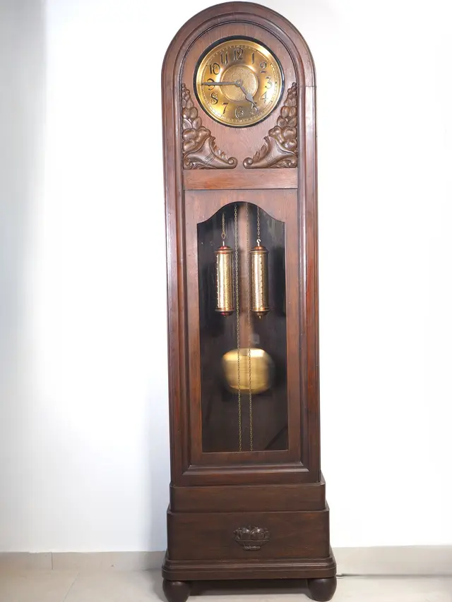 Los 596: Standuhr, um 1930