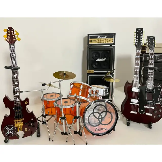 Led Zeppelin 4 Pc. Mini Instrument Combo Package