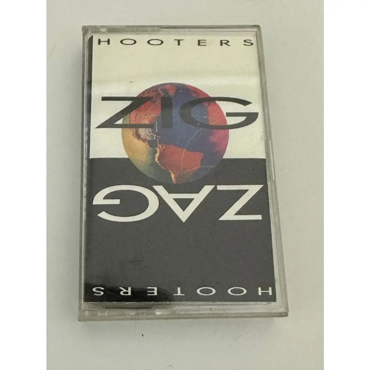 Hooters Zig Zag 1989 Cassette OCT45058