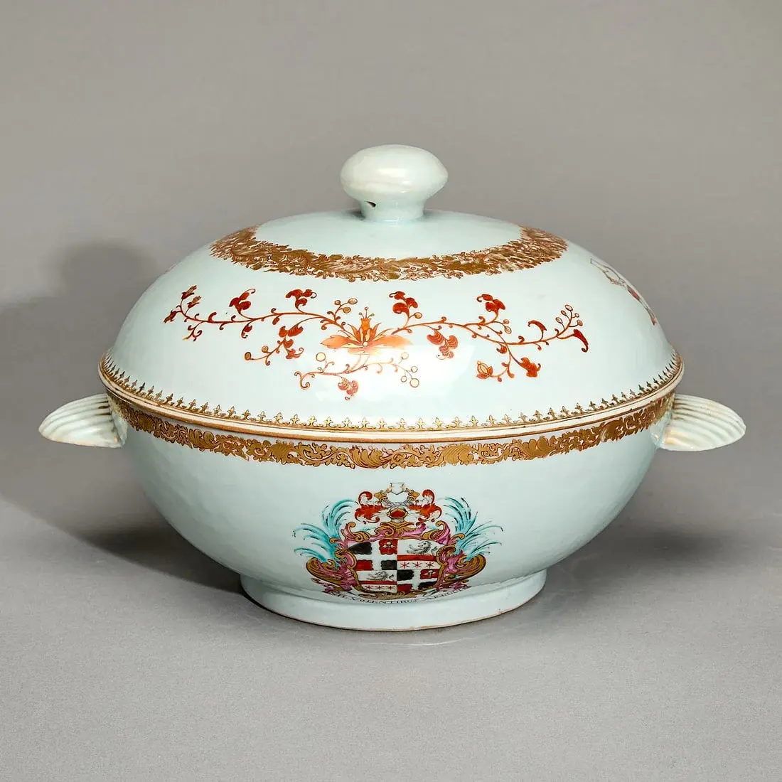 Rare Early Export Armorial Tureen - Ridge