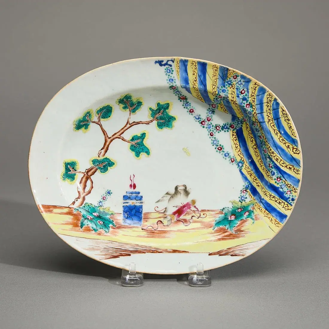 Chinese Export Valentine's Pattern Small Dish