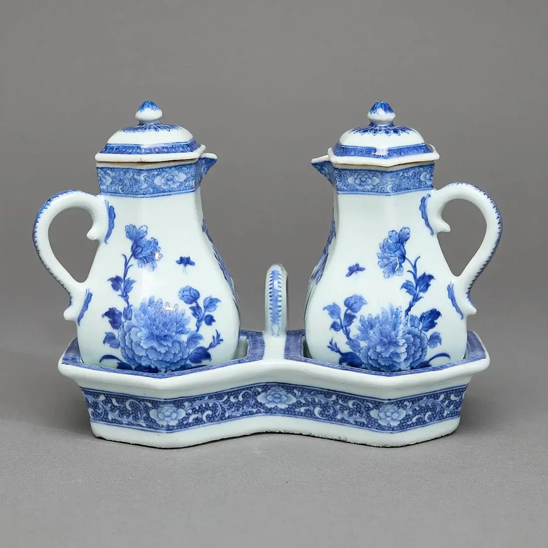 Chinese Export Armorial Cruet Set