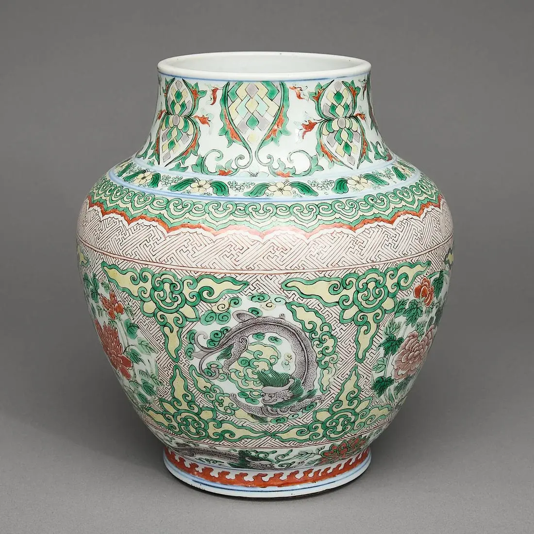 Chinese Export Wucai Famille Verte Vase