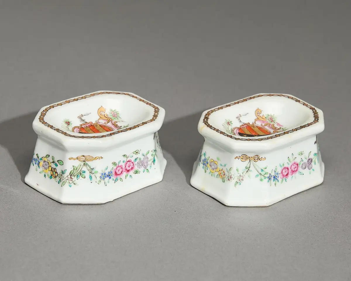 Pr Chinese Export Armorial Trencher Salts - Elton
