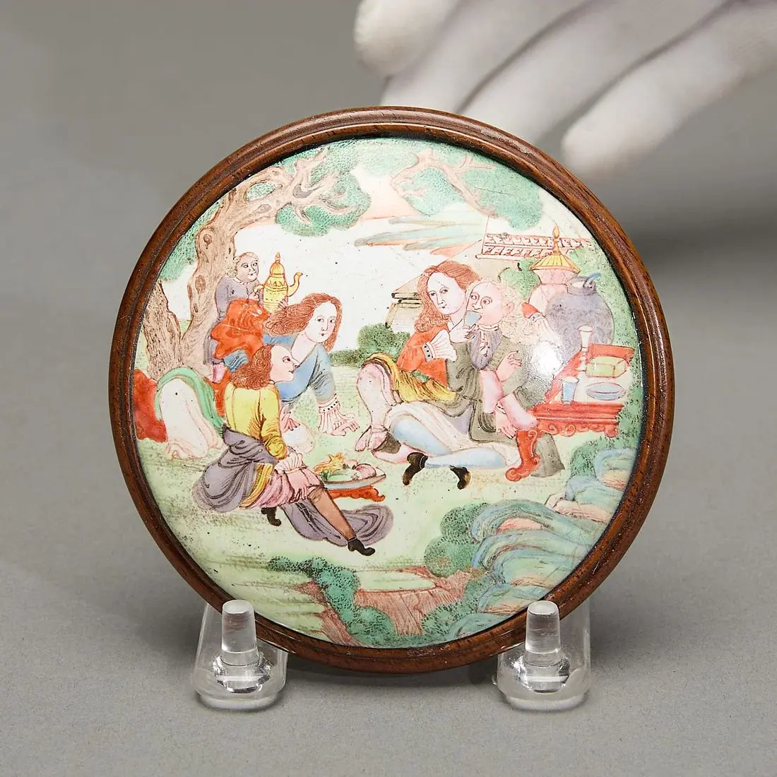 Famille Rose European Subject Convex Plaque